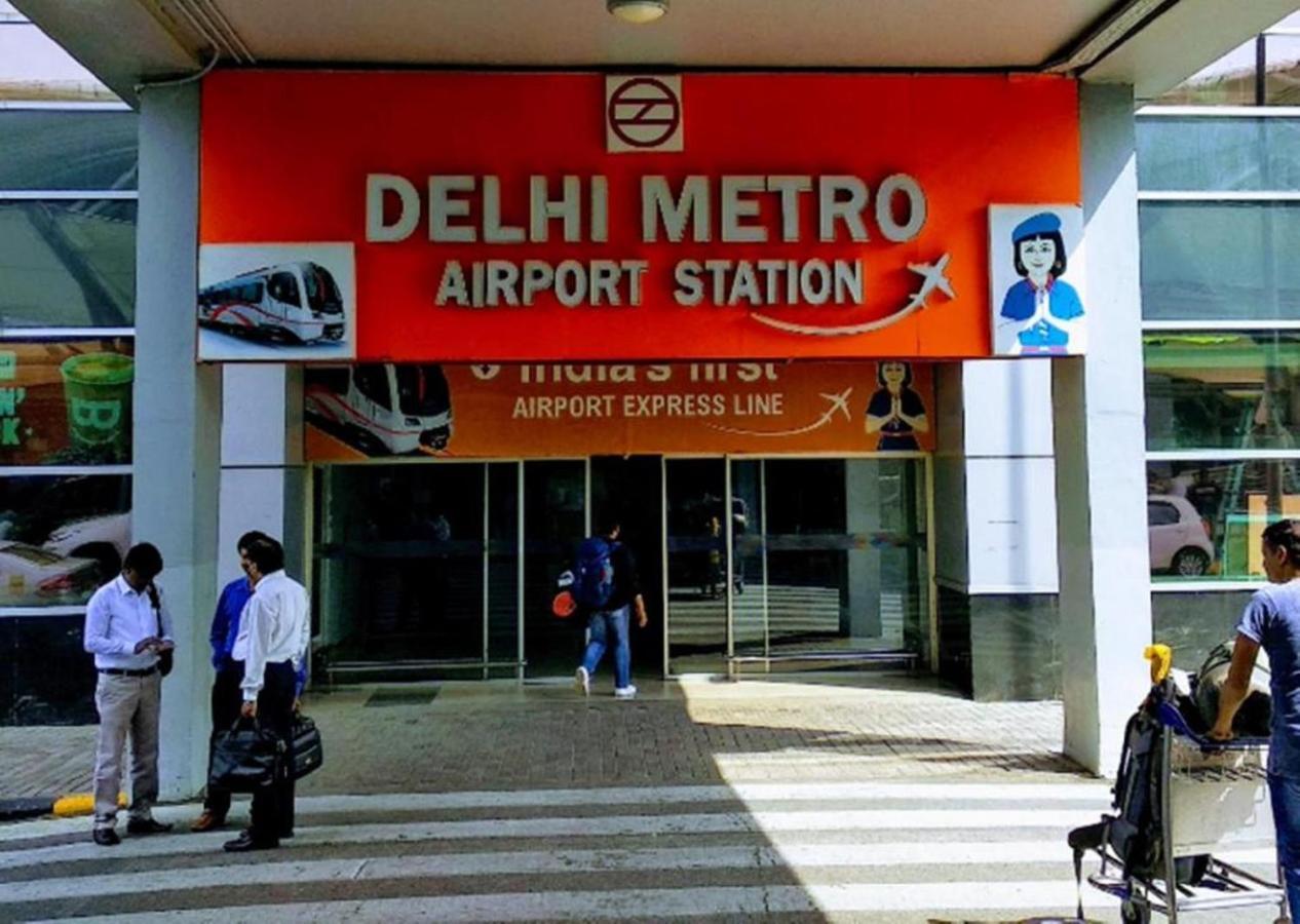 Del Fox Hotel, Delhi Airport New Delhi Exteriör bild